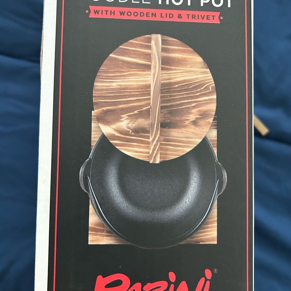 PARINI • 2 Liter Cast Iron Noodle Hot Pot • Black/Wood • Small • - Picture 3 of 9